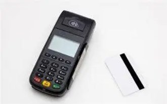 用POS機(jī)幫別人刷信用卡違法嗎？